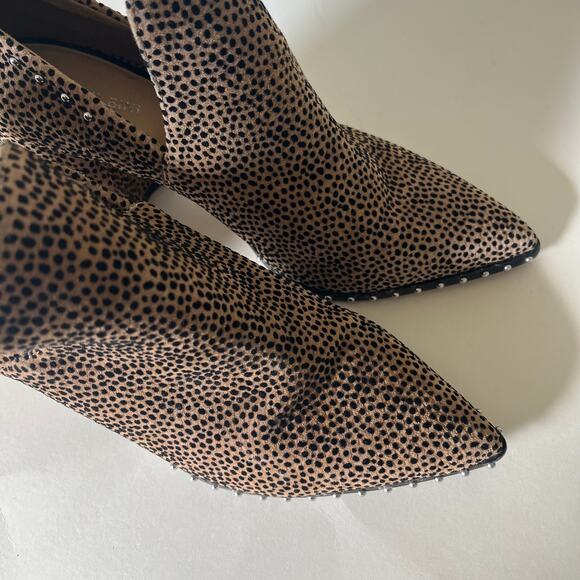Gianni Bini 'Daveigh' Women's 9M Cheetah Print Suede Bootie Chunky Heel Stud - Picture 5 of 6